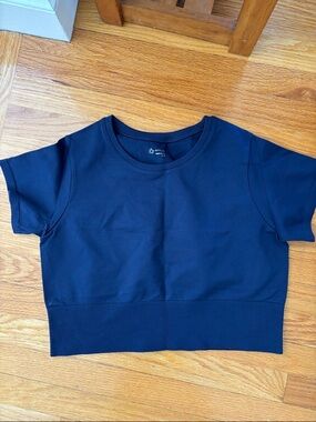 Offline by Aerie Sidewalk cropped t-shirt